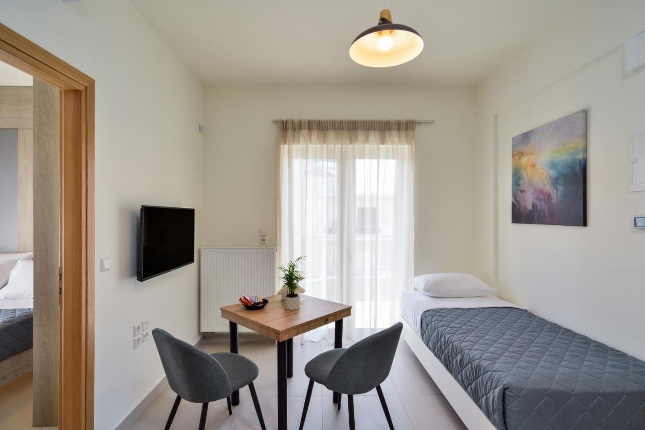 Elia Residences Chrissi Akti Chania Exterior foto